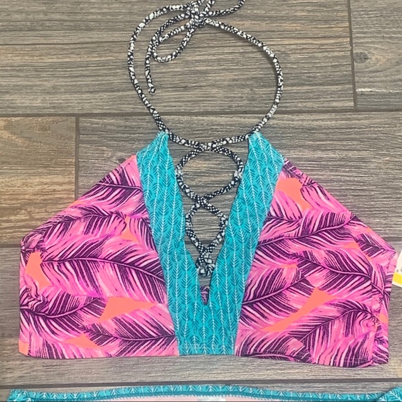 Small NWT Hula Honey Leaf Breeze Bikini Top & Bottoms Lace Up Front High Neck - Picture 5 of 13